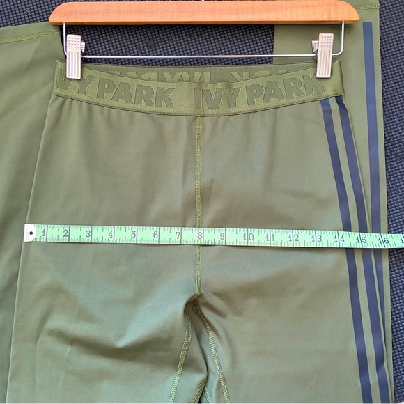 Ivy Park x Adidas ‘base layer’ wild pine Tights, sz Large - Picture 12 of 12